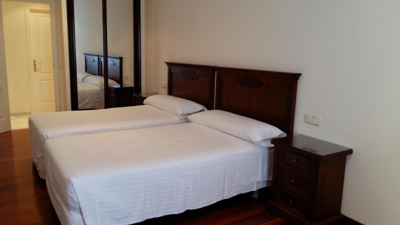 Apartamentos Maritimo Suites-Solo Adultos O Grove Exterior foto