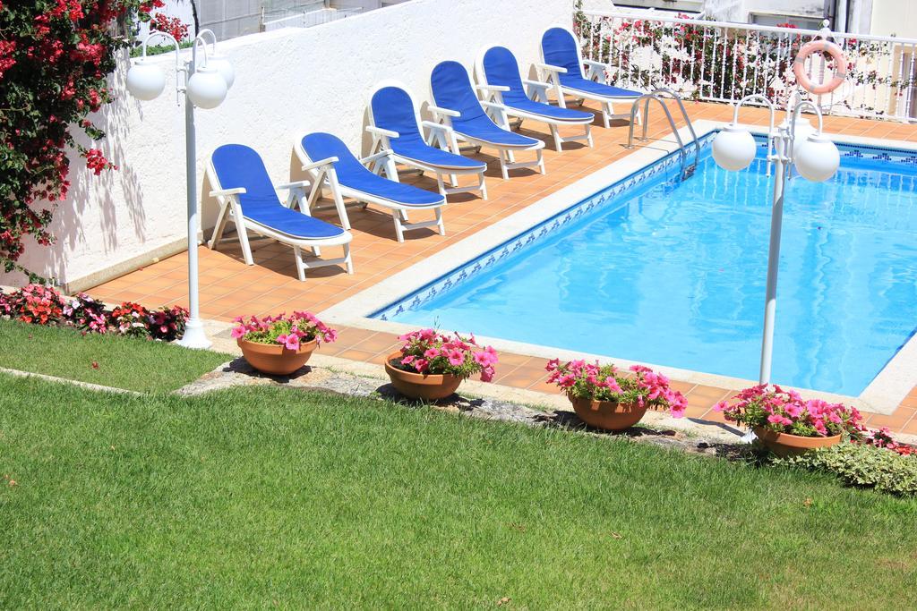 Apartamentos Maritimo Suites-Solo Adultos O Grove Exterior foto